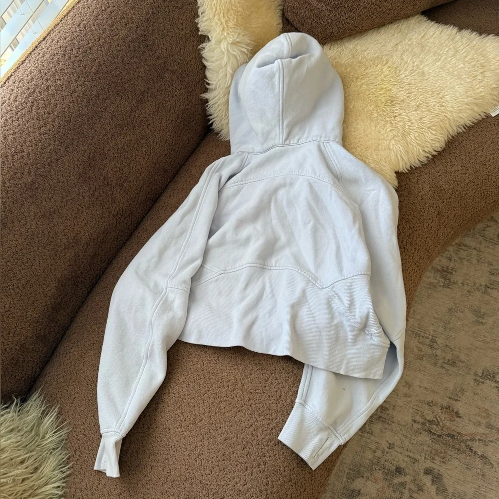 lululemon athletica size medium